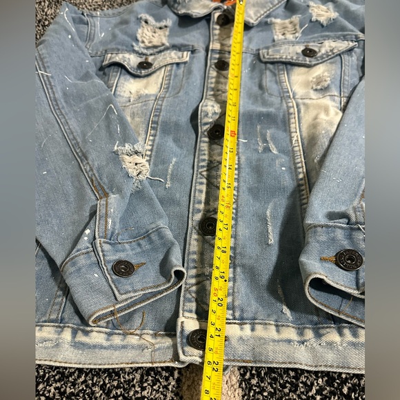Rolling Paper Distressed Paint Splatter Bleached Ripped Denim Jean Jacket size L - Picture 2 of 4